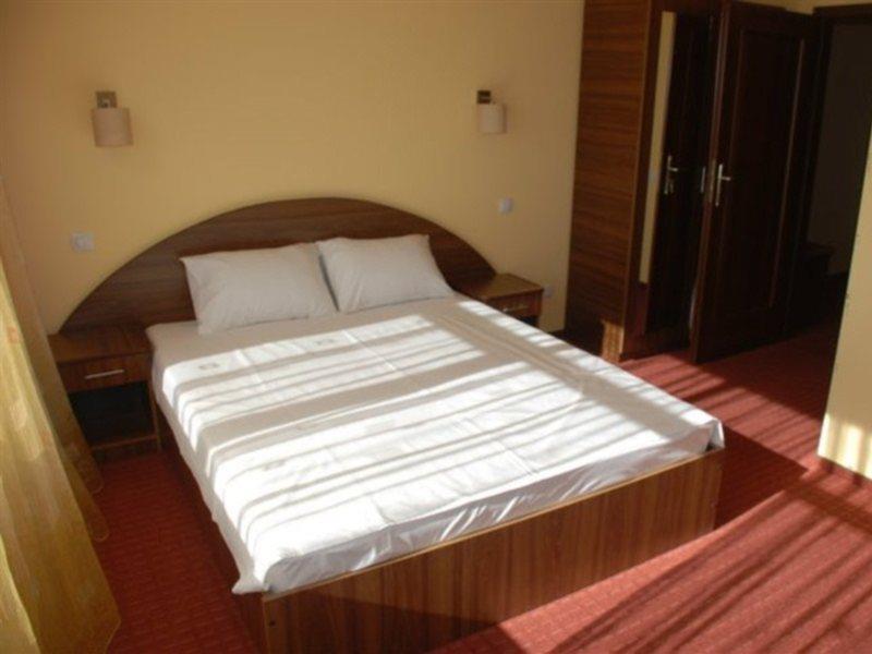 Hotel Coliseum Calafat Exterior photo