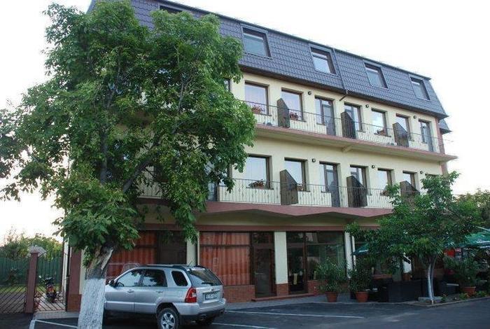 Hotel Coliseum Calafat Exterior photo